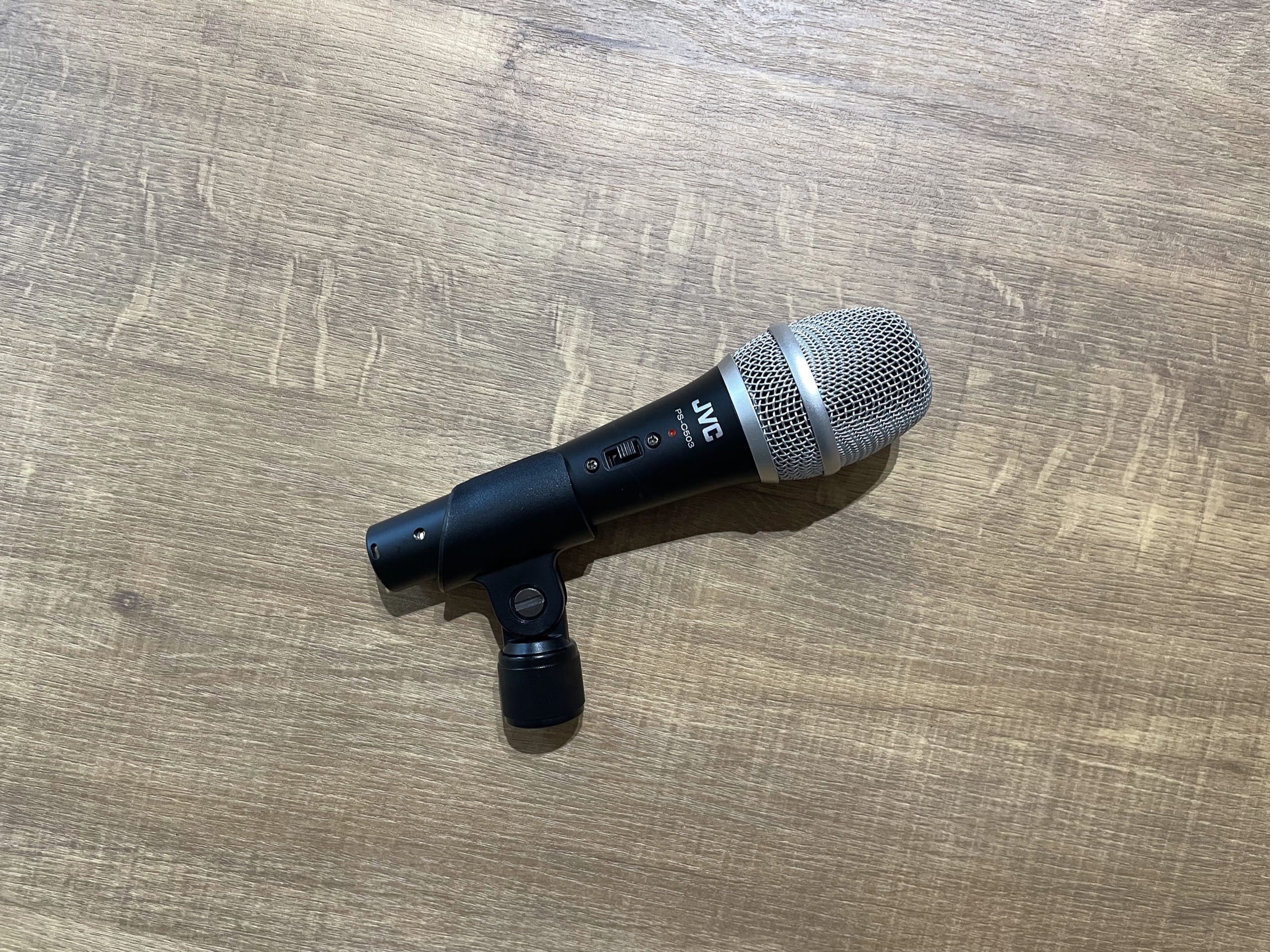 超単一指向性マイクロホン